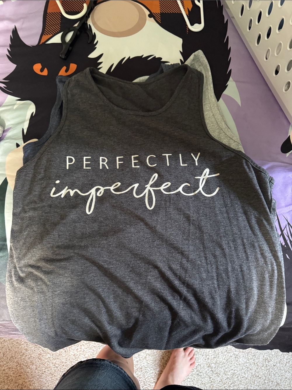 Graphic Tank Tops - Picture 4 of 6
